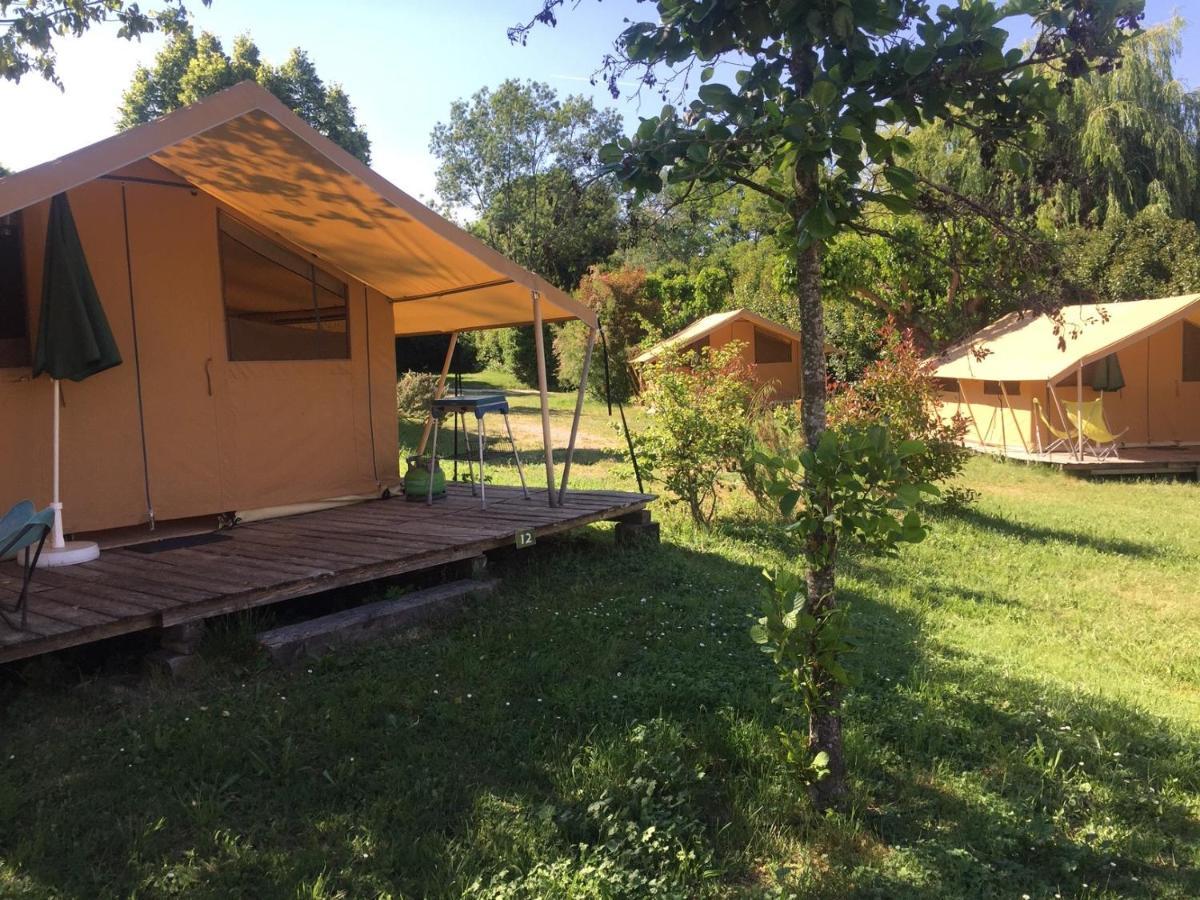 Camping Forcalquier Les Routes De Provence Hotel Exterior photo