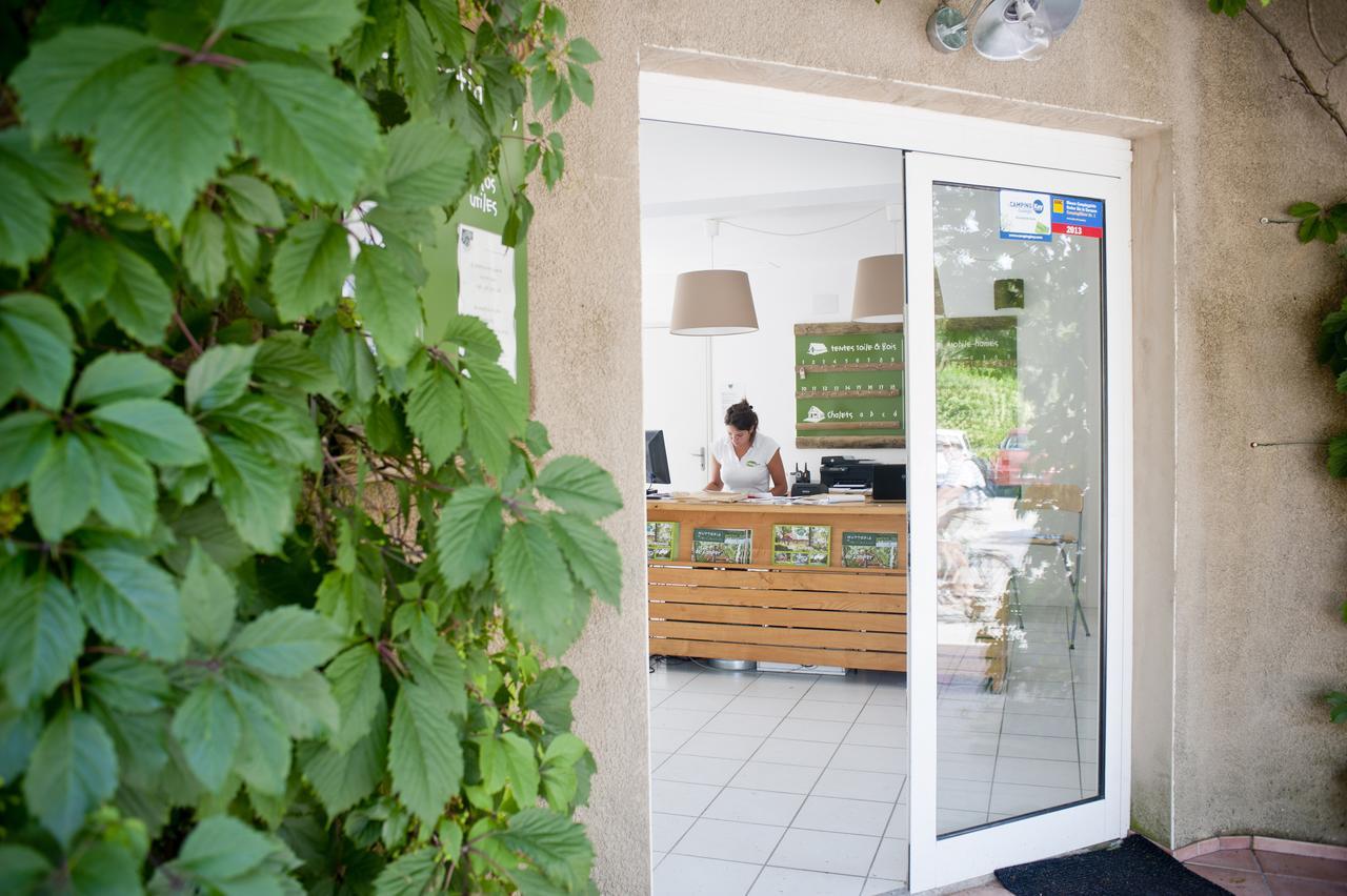 Camping Forcalquier Les Routes De Provence Hotel Exterior photo