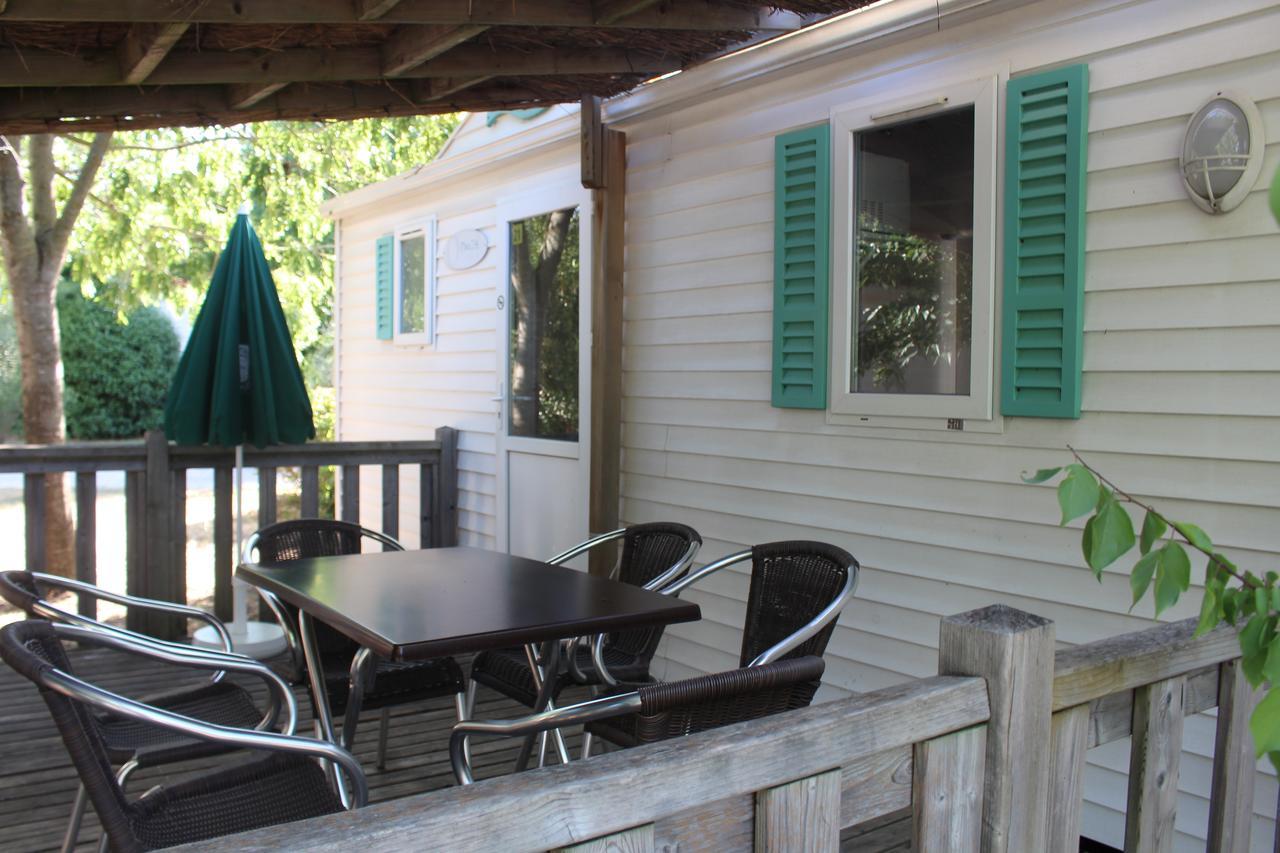 Camping Forcalquier Les Routes De Provence Hotel Exterior photo